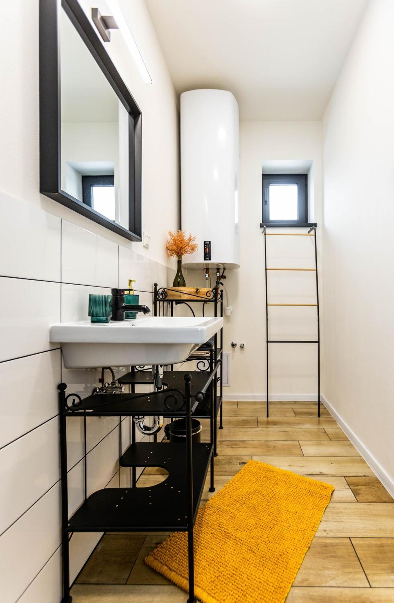 זבולן Stylish Apartment With Free Parking מראה חיצוני תמונה